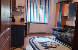 Apartament de 3 camere, parter, decomandat, 77 mp, zona Rocada