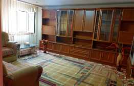 Apartament de 3 camere, parter, decomandat, 77 mp, zona Rocada