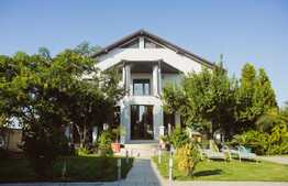 Casa si proprietate superbă, zona Selgros, finisaje premium, 300 mp utili, 1000 mp teren!