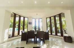 Casa si proprietate superbă, zona Selgros, finisaje premium, 300 mp utili, 1000 mp teren!