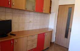 Apartament de 2 camere, decomandat, langa liceul Energetic