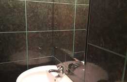 Apartament de 3 camere, decomandat, zona Ramada