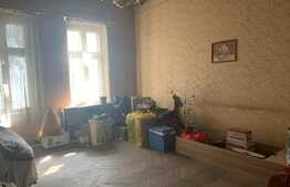 Ocazie investitie! Apartament in casa, 3 camere, 76.8 mp utili, Central!