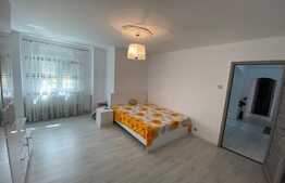 Apartament de lux, 3 camere, semidecomandat 