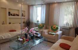 Apartament cu 3 camere, etajul 1, zona Stomatologie-Rotonda 