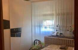 Apartament de 3 camere, 72 mp, decomandat, zona 1 Mai 