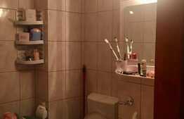 Apartament de 3 camere, 72 mp, decomandat, zona 1 Mai 