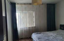 Apartament de 3 camere, decomandat si bilateral, zona 1 Mai