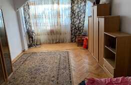 Apartament de 3 camere, decomandat, zona Craiovita Noua, Orizont