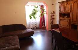 Apartament 2 camere, decomandat, zona Rotonda