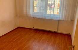 Investitie! Apartament de 3 camere decomandate, Craiovita Noua