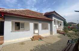 Casă recent renovată de 86 mp și teren de 916 mp, Beharca