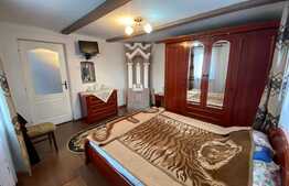 Casă recent renovată de 86 mp și teren de 916 mp, Beharca