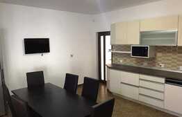 Casa moderna, 5 camere, 230 mp, zona Ford