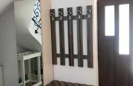 Casa moderna, 5 camere, 230 mp, zona Ford
