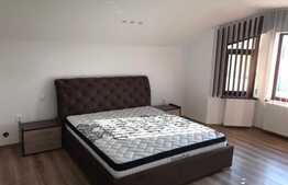 Casa moderna, 5 camere, 230 mp, zona Ford