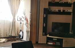 Apartament de 2 camere, cartierul 1 Mai, zona Sara