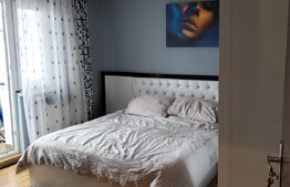 Apartament de 3 camere, decomandat, 1 Mai, zona Centrul Multifunctional