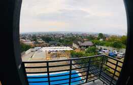 Apartament 2 camere, mobilat si utilat modern, piscina, foisor, zona 1 Mai!