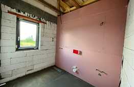 Casă P + E, 119 mp utili, 355 mp teren, ansamblu rezidențial Cârcea