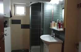 Apartament de 2 camere, decomandate, situat in 1 Mai, zona Confectii