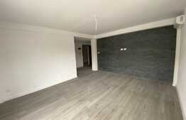 Apartament modern si spatios de 2 camere 85 mp zona Lapus