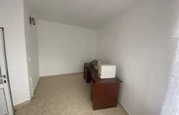 Spatiu de birouri , 40 mp, terasa privata, zona liceului Traian Vuia