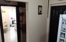 Apartament 2 camere, decomandat, zona Garii
