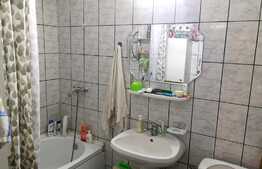 Apartament 2 camere, decomandat, zona Garii