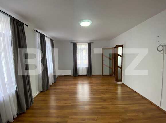 Casa de închiriat 3 camere Central - 74055CI | BLITZ Craiova | Poza1