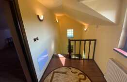 Casa moderna, 3 camere, 130 mp, curte cu foisor, zona Bariera Valcii