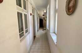 Casa 5 camere, 190 mp, zona Centrala