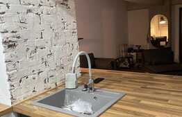 Apartament de 2 camere, lux, incalzire in pardoseala, zona rovine