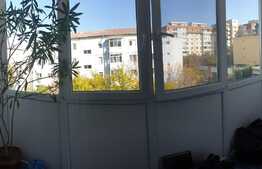 Garsoniera de 33.5 mp, etaj intermediar, zona Rovine