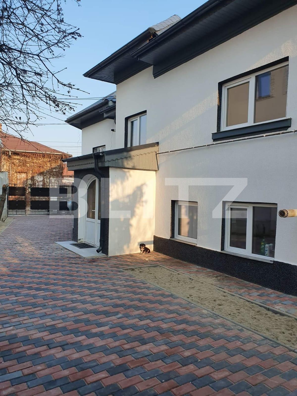 Casa de vânzare 8 camere Central - 74273CV | BLITZ Craiova | Poza2