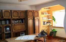 Super oferta! Apartament de 4 camere, 90 mp, cartier 1 Mai