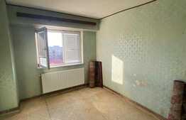 Apartament de 2 camere, 50 mp, decomandat, zona Dezrobiri