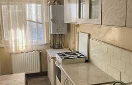 Apartament de 2 camere, 50 mp, decomandat, zona Dezrobiri