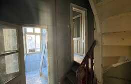 Ocazie! Casa boiereasca, central, 330 m teren, 206 mp desfasurati!