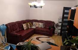 Apartament cu 3 camere, 67 mp, decomandat, 1 Mai