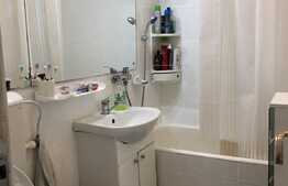 Apartament de 3 camere, Central, zona Pietonala/Casa de pensii