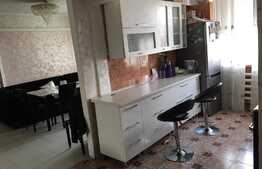 Apartament de 3 camere, Central, zona Pietonala/Casa de pensii