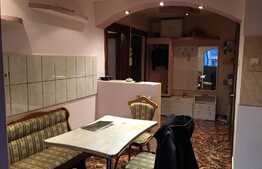 Apartament cu 3 camere, decomandat, zona Kaufland Craiovita