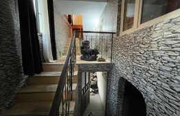 Casa de 215 mp utili, teren de 540 mp, zona Valea Rosie!