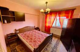 Apartament 4 camere decomandat Rovine