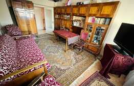 Apartament 4 camere decomandat Rovine