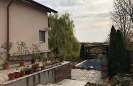 Casă de vacanță de 200 mp utili, piscină, lac cu ponton, 6000 mp, Florești