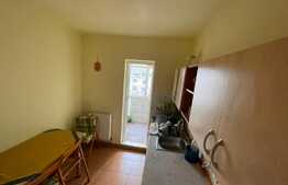 Apartament 3 camere, decomandat, zona Facultatea de Drept