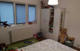 Apartament cu 2 camere, decomandat, Zona Materna