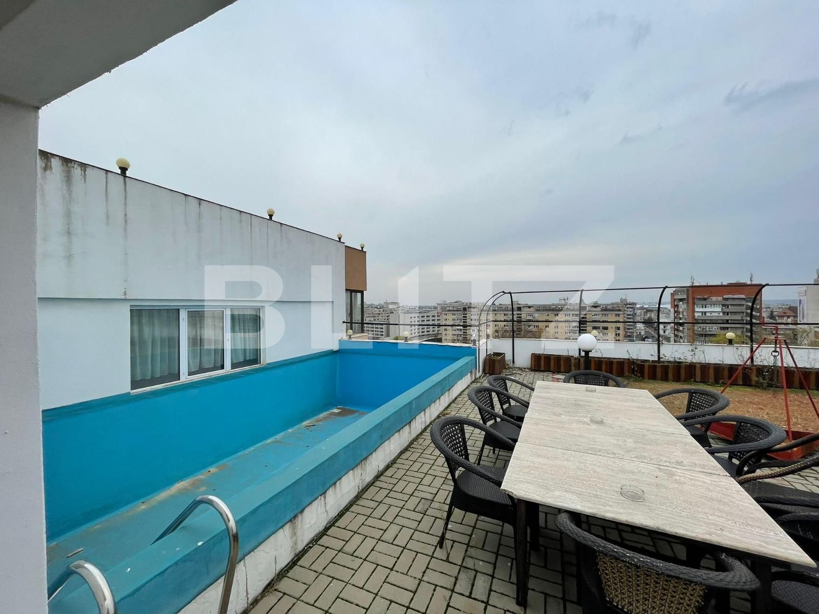 Penthouse de 420 mp, cu piscina pe acoperis, zona Ultracentrala!